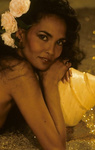 Лаура Гемсер

Laura Gemser